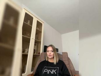 Stellar_111 webcam model stream image
