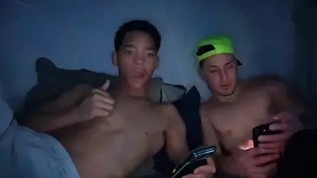 hot_shot_13 webcam stripchat model stream image