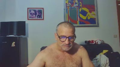 915051 webcam cam4 model stream image