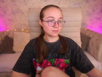 ArrinaWairr webcam model stream image