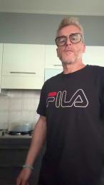 Axl_hot webcam model stream image