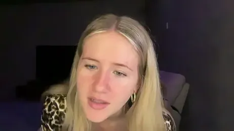 itssosierra webcam stripchat model stream image
