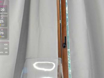 naila18 webcam model stream image