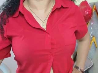 cintia-holms webcam camsoda model stream image