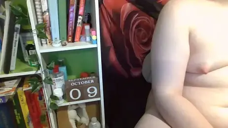 AverageRose webcam model stream image