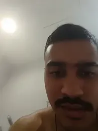 Mrgill09 webcam stripchat model stream image