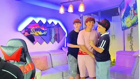 Houseofwarrios webcam stripchat model stream image