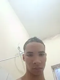 Yuripauzao20cm webcam stripchat model stream image