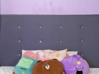 harmonyhill webcam model stream image
