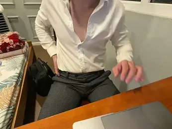 17Komodo webcam model stream image