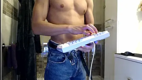 LoganAthletic webcam model stream image