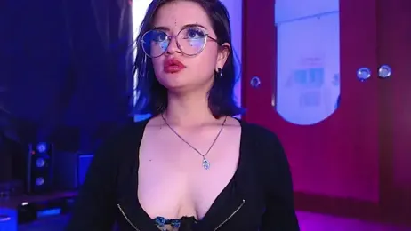 Raventh_ webcam model stream image