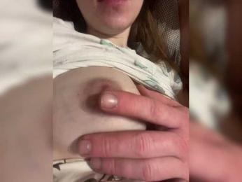 Anchelikaaa webcam model stream image