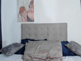 Melany Lowel webcam model stream image
