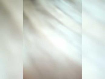 Mila2703 webcam model stream image