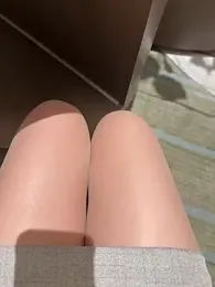 Mia-77 webcam model stream image