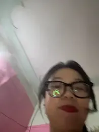 Leeeeiu webcam stripchat model stream image