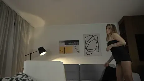 AngryTomato webcam model stream image