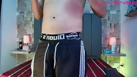 aaron_antonella_mds webcam stripchat model stream image