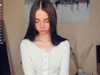 Afton Bickham webcam model stream image