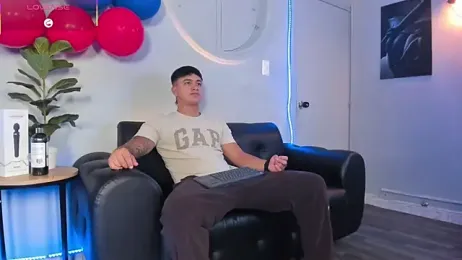Cristopher_strong webcam model stream image