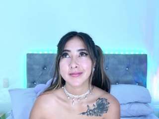 nicolepowell webcam model stream image