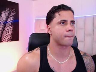 Aiden Owens webcam flirt4free model stream image