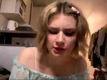 AideWaddick webcam bongacams model stream image