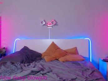 Katherine-Ross webcam model stream image