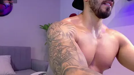 tony_muscle webcam stripchat model stream image