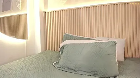 daiana_curly webcam model stream image