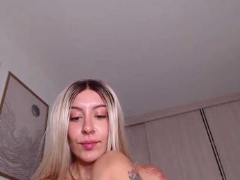 AlesziaRose webcam bongacams model stream image