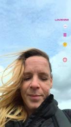 xHotmilf87x webcam model stream image