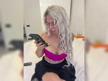 HotDesire webcam bongacams model stream image