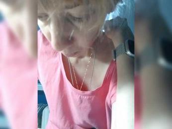 kiss_a webcam bongacams model stream image