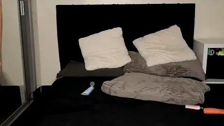 WifeWithPermission webcam model stream image