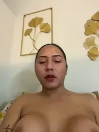 IvoryKath webcam model stream image