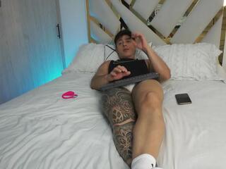 Devin Hunter webcam flirt4free model stream image