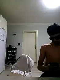 Yasinyasin7 webcam model stream image