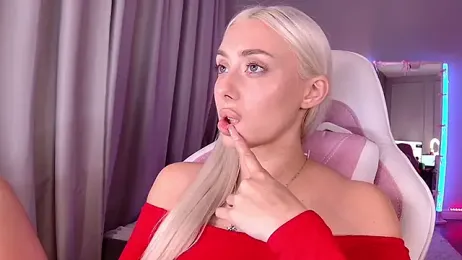 LoryWood webcam model stream image