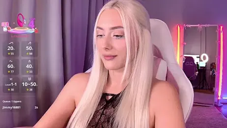 LoryWood webcam stripchat model stream image