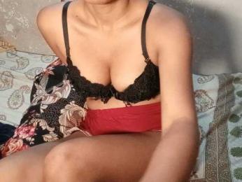 TaraVij webcam bongacams model stream image