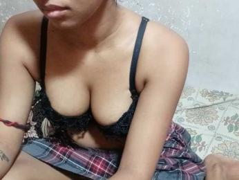 TaraVij webcam model stream image