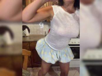 Fiona7 webcam bongacams model stream image