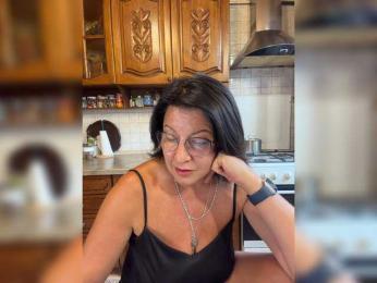 Fiona7 webcam model stream image