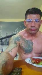 Leonsalvajexxx webcam model stream image