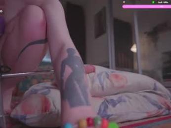 iara_mi webcam chaturbate model stream image