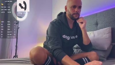 tim_beard webcam cam4 model stream image