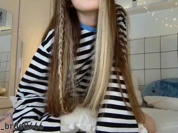 BrokenDoll666 webcam preview