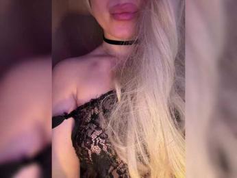 Mer_U webcam bongacams model stream image